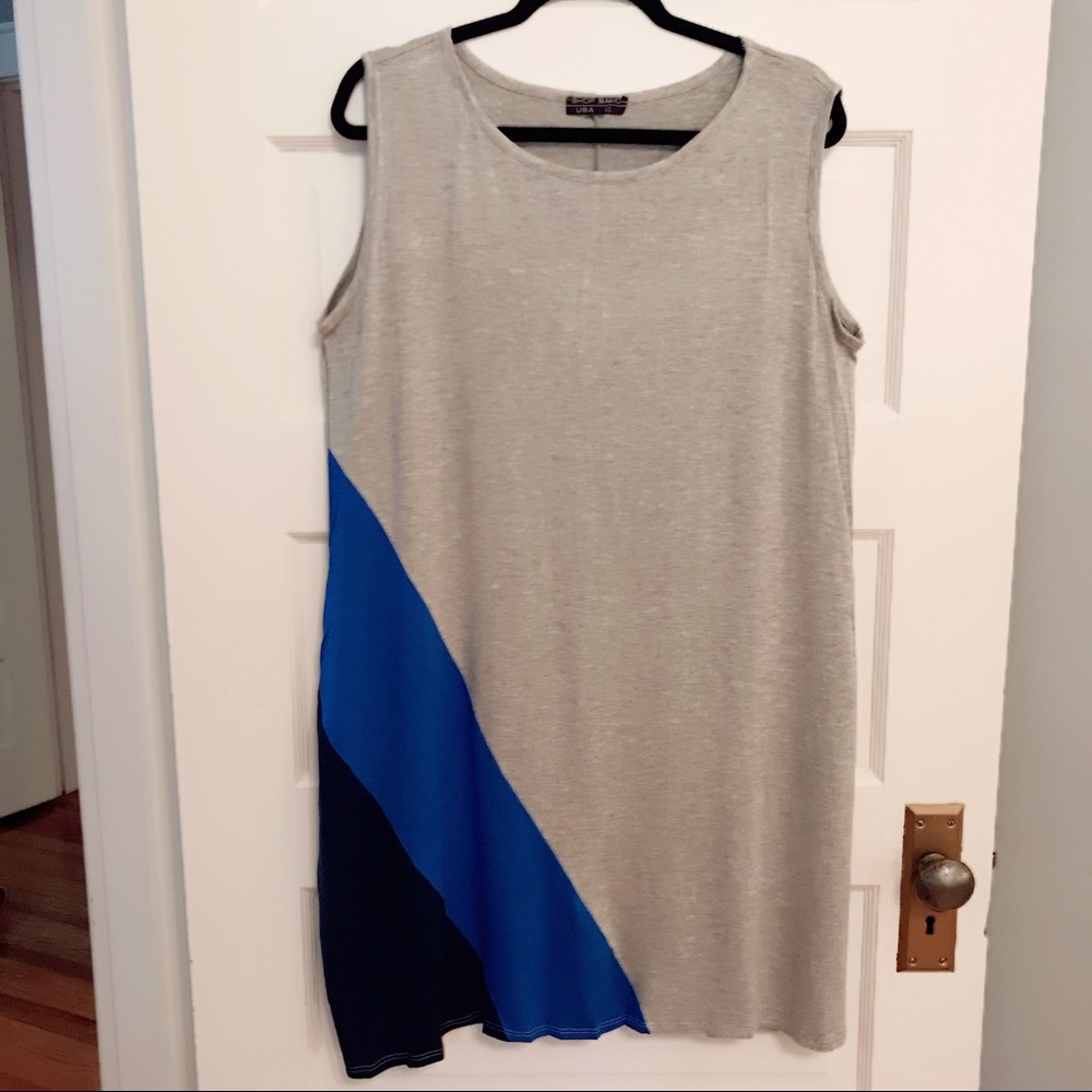 NEW- Super Comfortable Dress with pockets